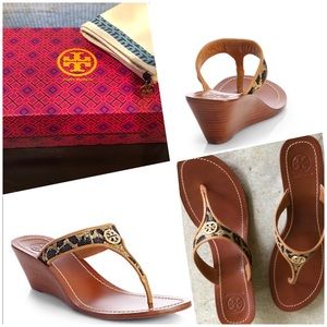 NWT Tory Burch Cameron Wedge Thong Sandals!